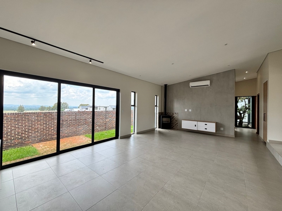 To Let 3 Bedroom Property for Rent in Helderzicht Eco Estate North West